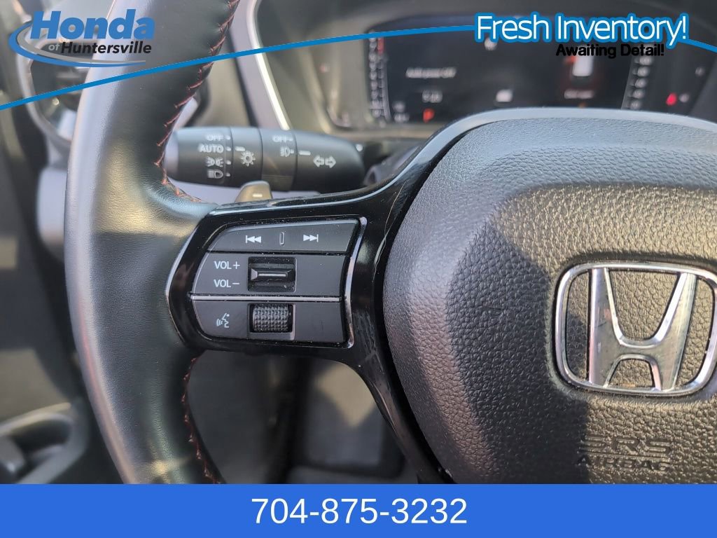 Used 2025 Honda Pilot Black Edition image 21