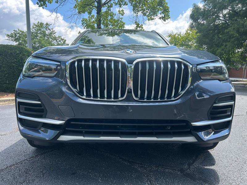 Used 2022 BMW X5 sDrive40i w/ Premium Package RWD image 9