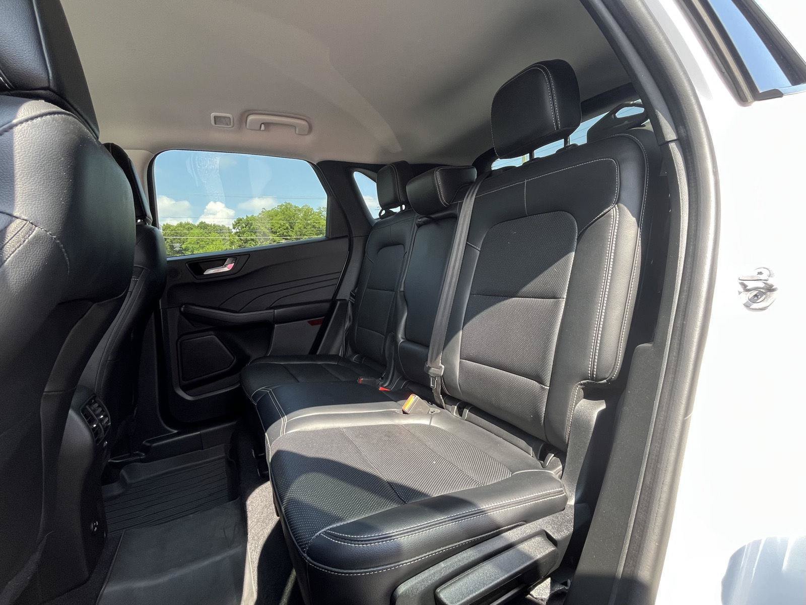 Used 2021 Ford Escape SEL w/ Technology Package FWD image 17