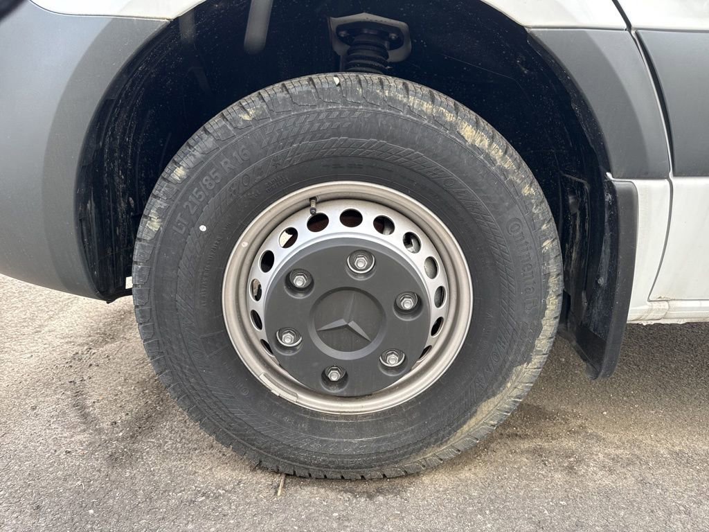 Used 2023 Mercedes-Benz Sprinter 4500 image 4