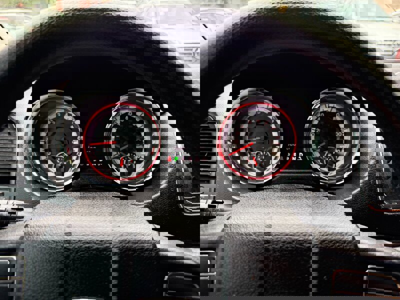 Used 2012 RAM C/V image 18