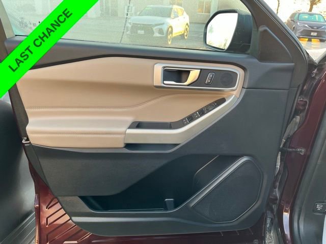 Used 2022 Ford Explorer XLT w/ Equipment Group 202A image 13