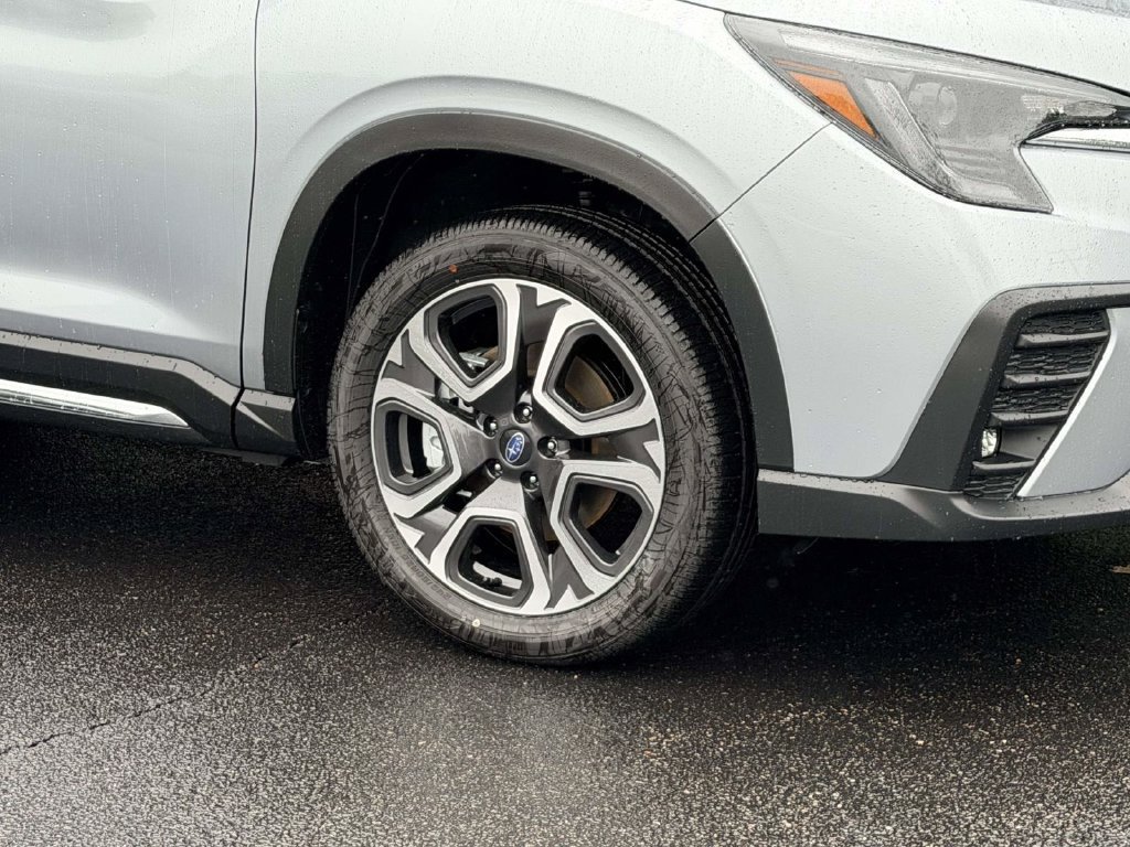 New 2026 Subaru Ascent Limited AWD/4WD image 7