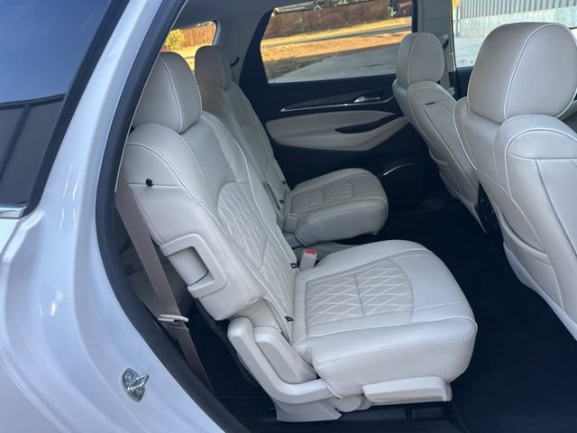 Used 2022 Buick Enclave Avenir w/ Avenir Technology Package image 10