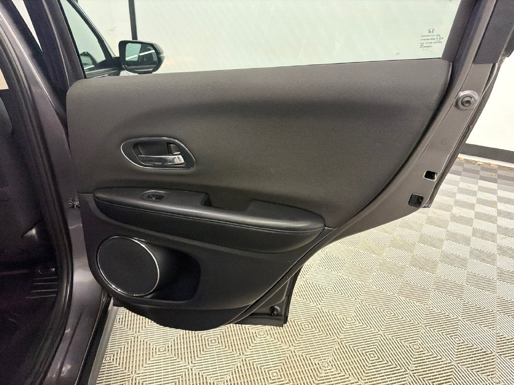 Used 2016 Honda HR-V EX image 16