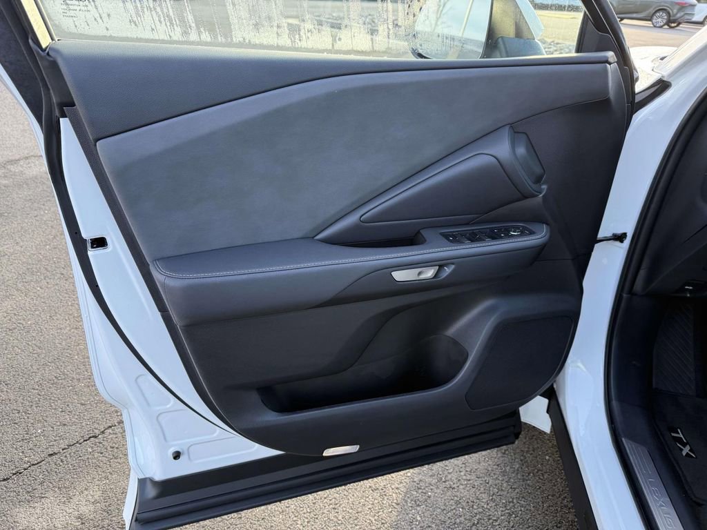 Used 2025 Lexus TX 350 AWD w/ Technology Package image 12