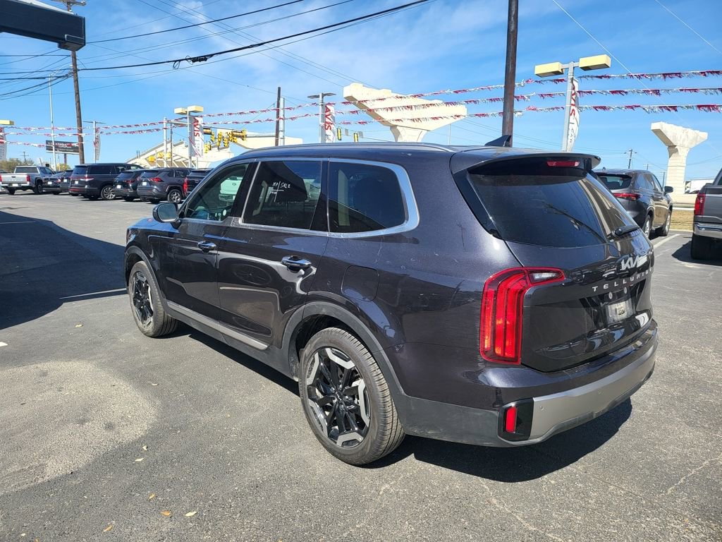 Used 2025 Kia Telluride S image 12