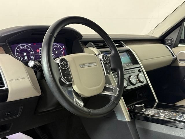 Used 2018 Land Rover Discovery HSE AWD/4WD image 44