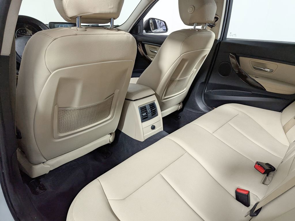 Used 2018 BMW 320i Sedan RWD image 41