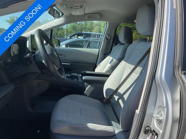 Used 2021 Toyota Sienna LE FWD image 3