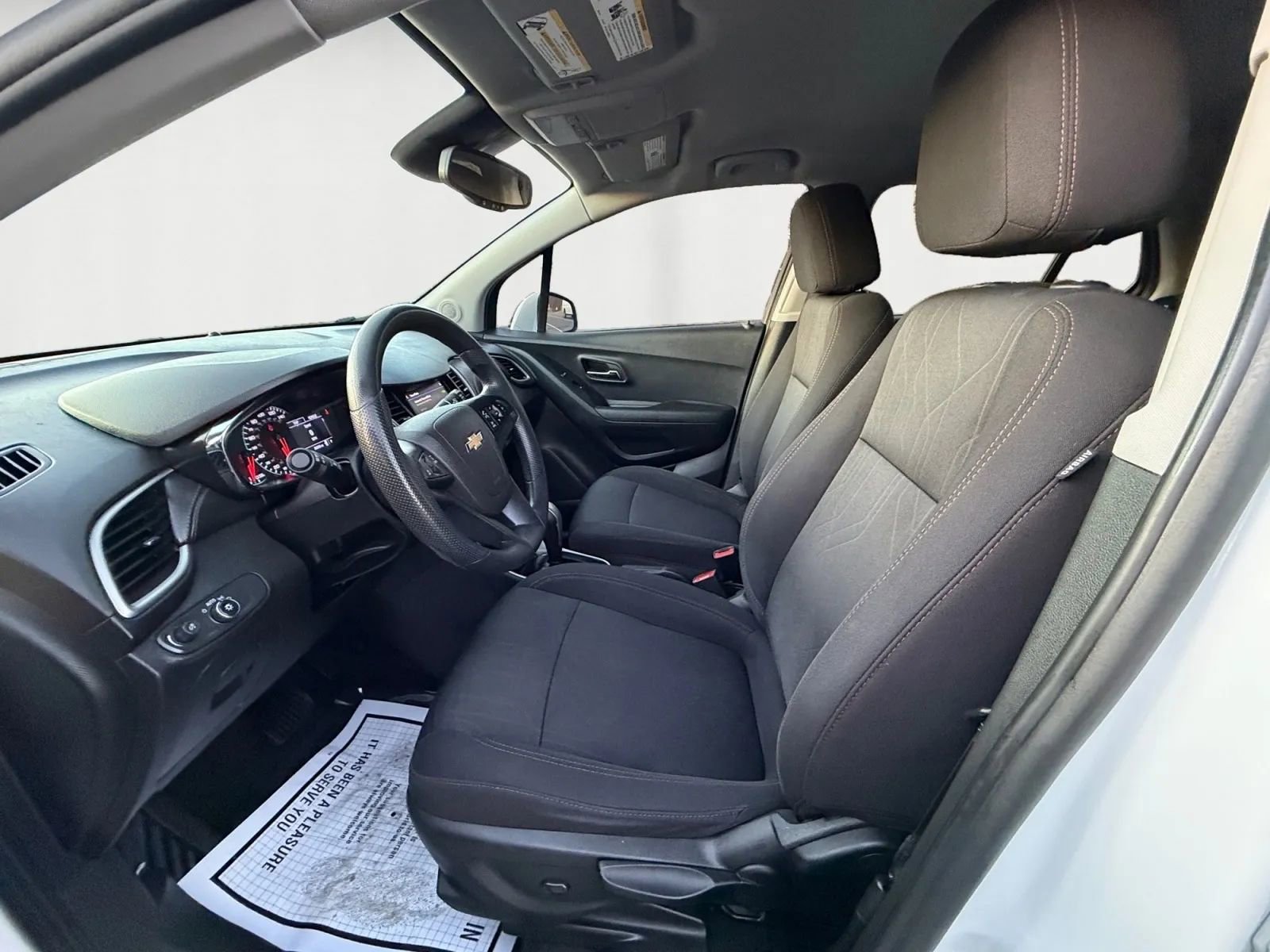 Used 2020 Chevrolet Trax LT image 9