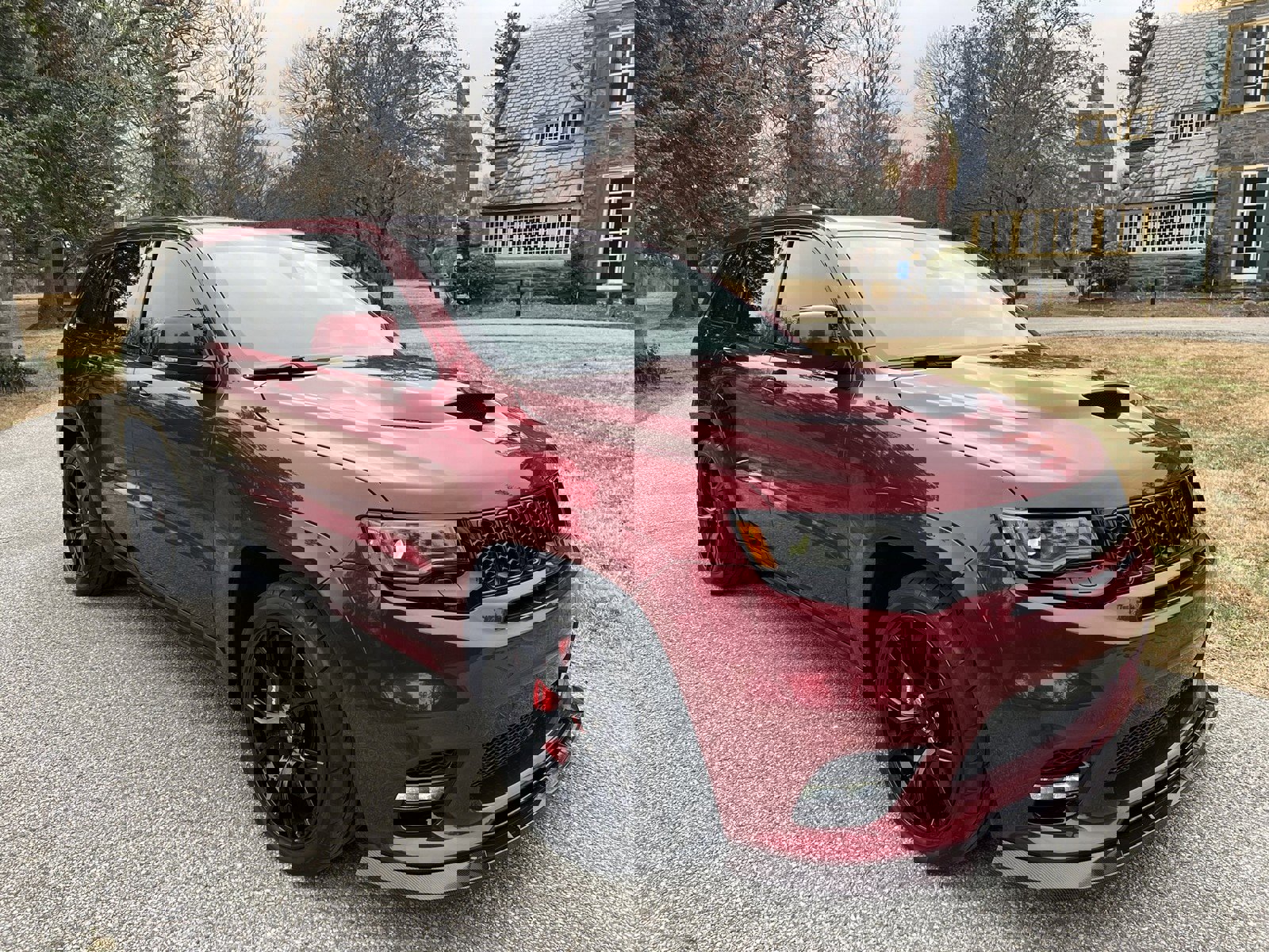 Used 2018 Jeep Grand Cherokee SRT image 2