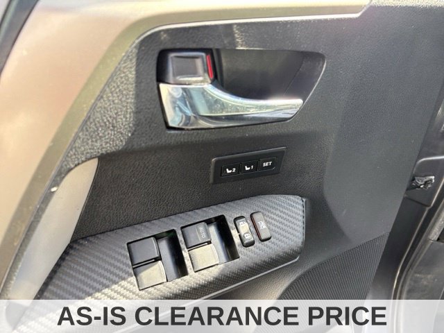 Used 2013 Toyota RAV4 Limited AWD/4WD image 24