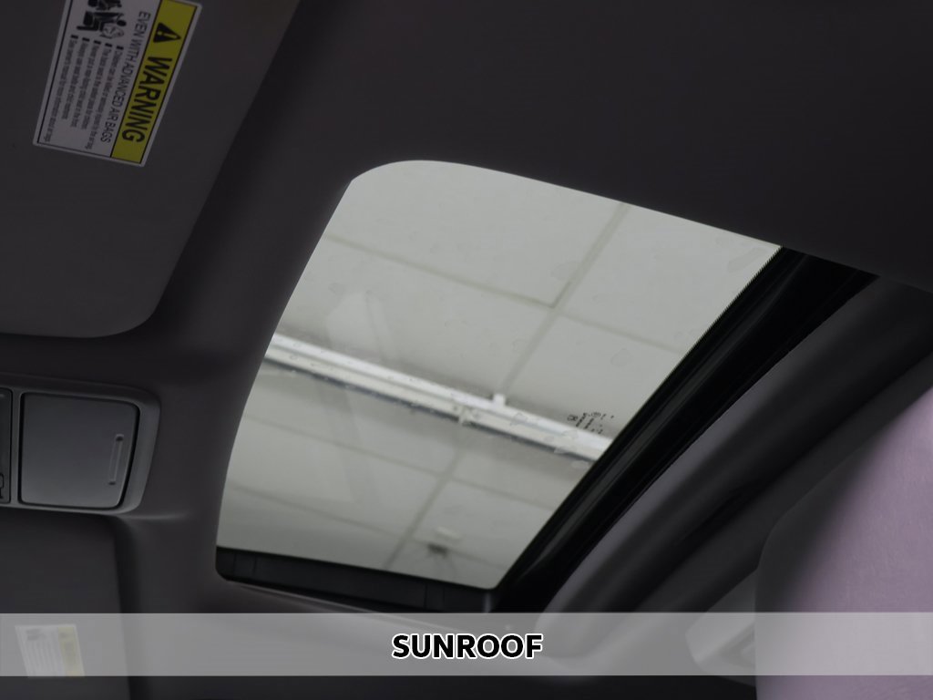 Used 2018 Honda Odyssey Elite image 4