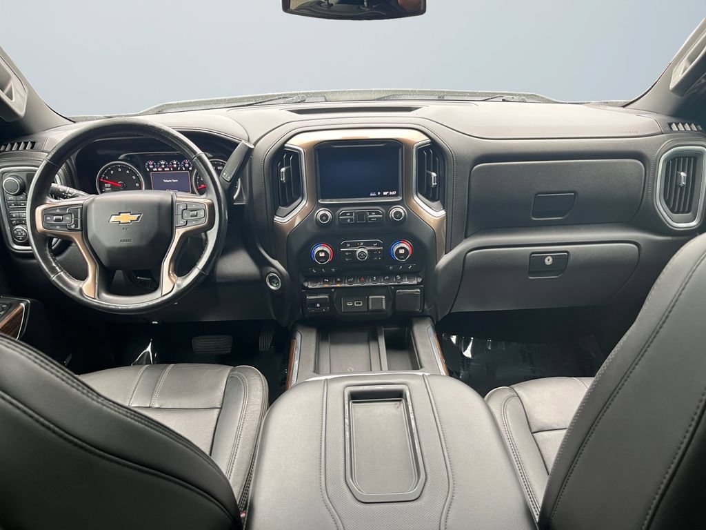 Used 2019 Chevrolet Silverado 1500 High Country w/ Z71 Off-Road Package AWD/4WD image 10