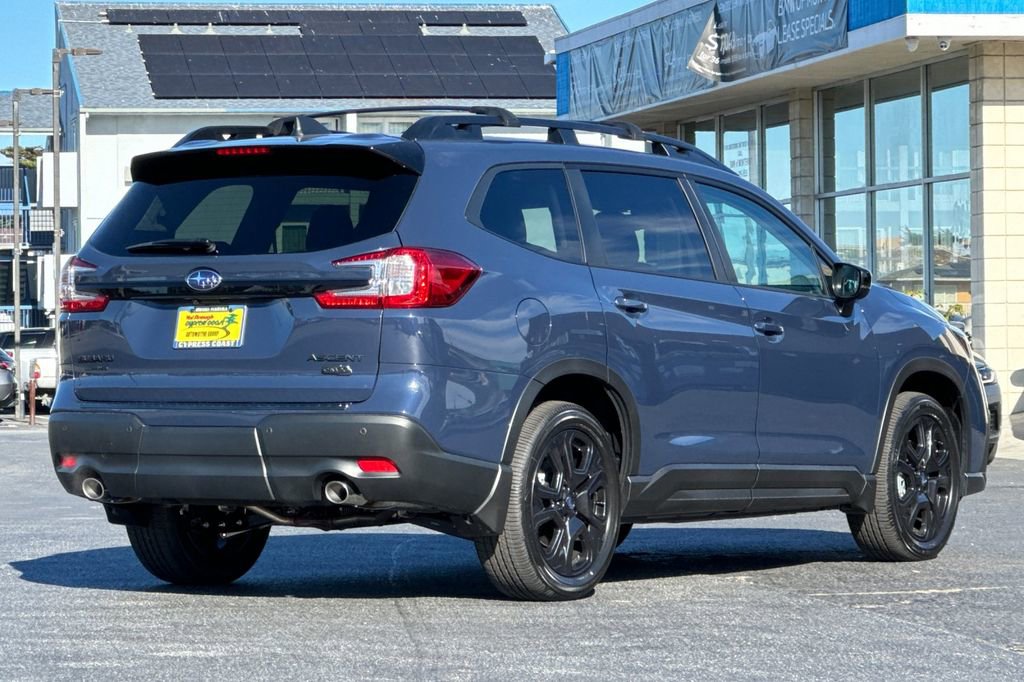 Used 2025 Subaru Ascent Bronze Edition w/ Onyx Package image 4
