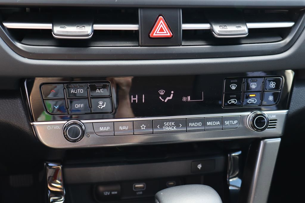 Used 2025 Kia Seltos EX w/ EX Sunroof Package AWD/4WD image 21