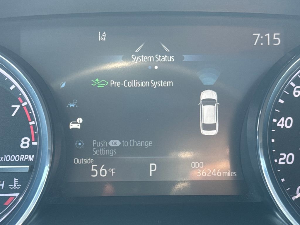 Used 2020 Toyota Camry SE w/ Moonroof Package AWD/4WD image 18