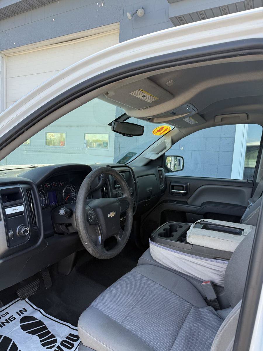Used 2014 Chevrolet Silverado 1500 W/T RWD image 7