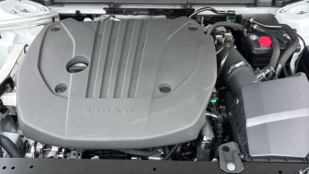 New 2026 Volvo XC60 B5 Plus AWD/4WD image 31