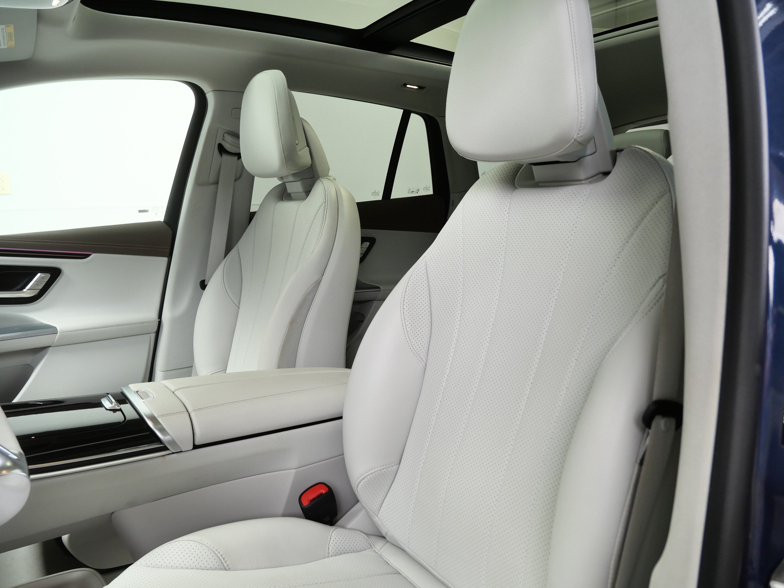 Certified 2023 Mercedes-Benz EQE 350+ 4MATIC SUV image 16