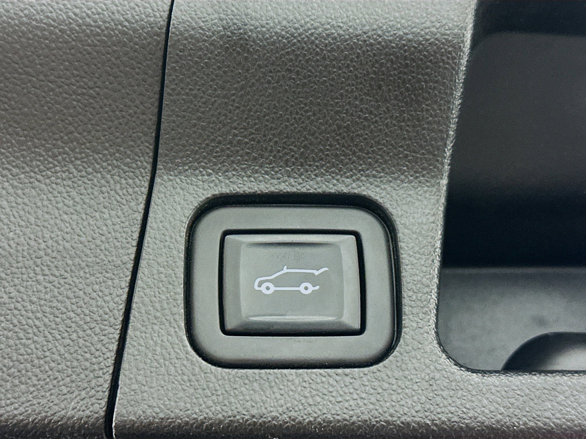 Used 2020 GMC Acadia Denali w/ Technology Package image 33