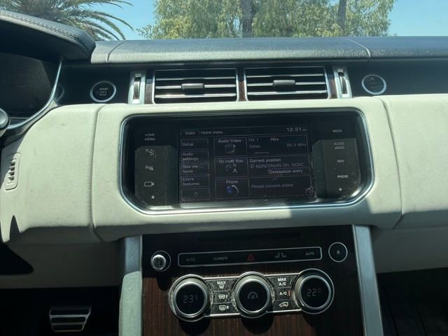 Used 2014 Land Rover Range Rover Supercharged image 26