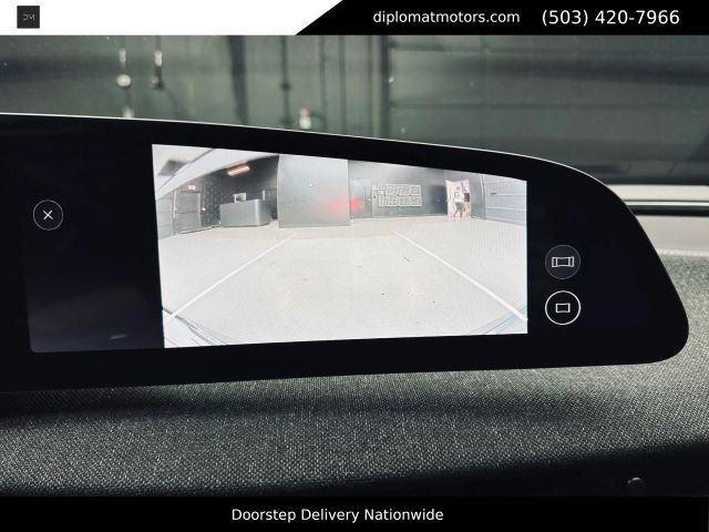Used 2025 Lucid Air Pure RWD image 37