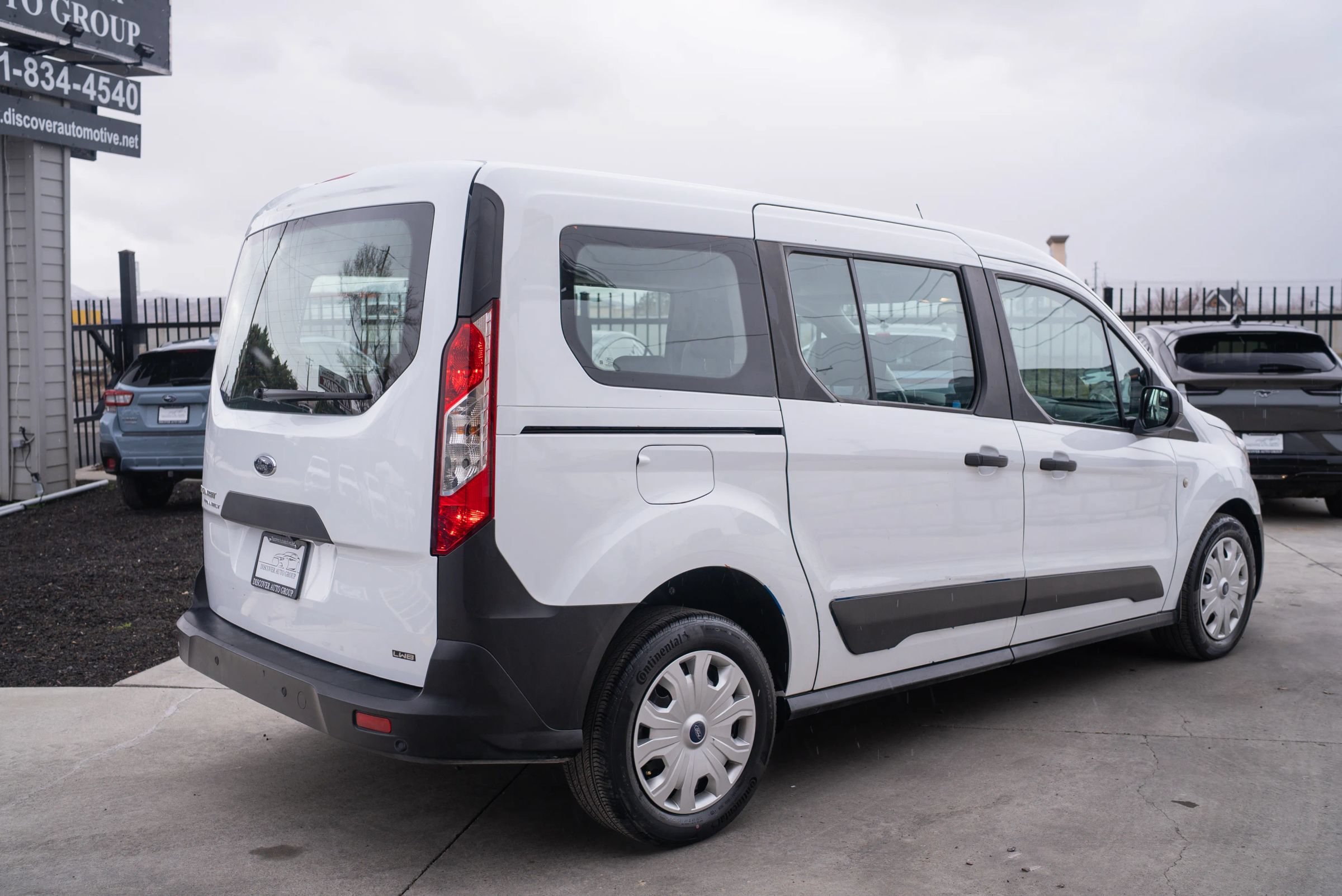 Used 2023 Ford Transit Connect XL FWD image 11