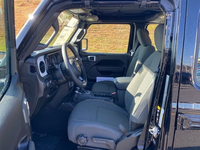 New 2026 Jeep Gladiator Sport image 15