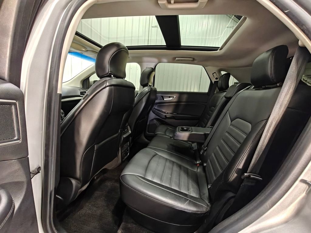 Used 2018 Ford Edge SEL w/ Equipment Group 201A image 30