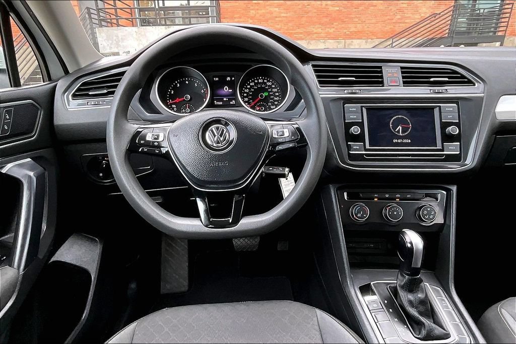 Used 2021 Volkswagen Tiguan S FWD image 7