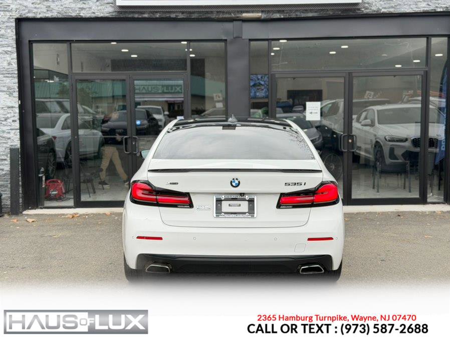 Used 2021 BMW 530i xDrive w/ Convenience Package AWD/4WD image 20