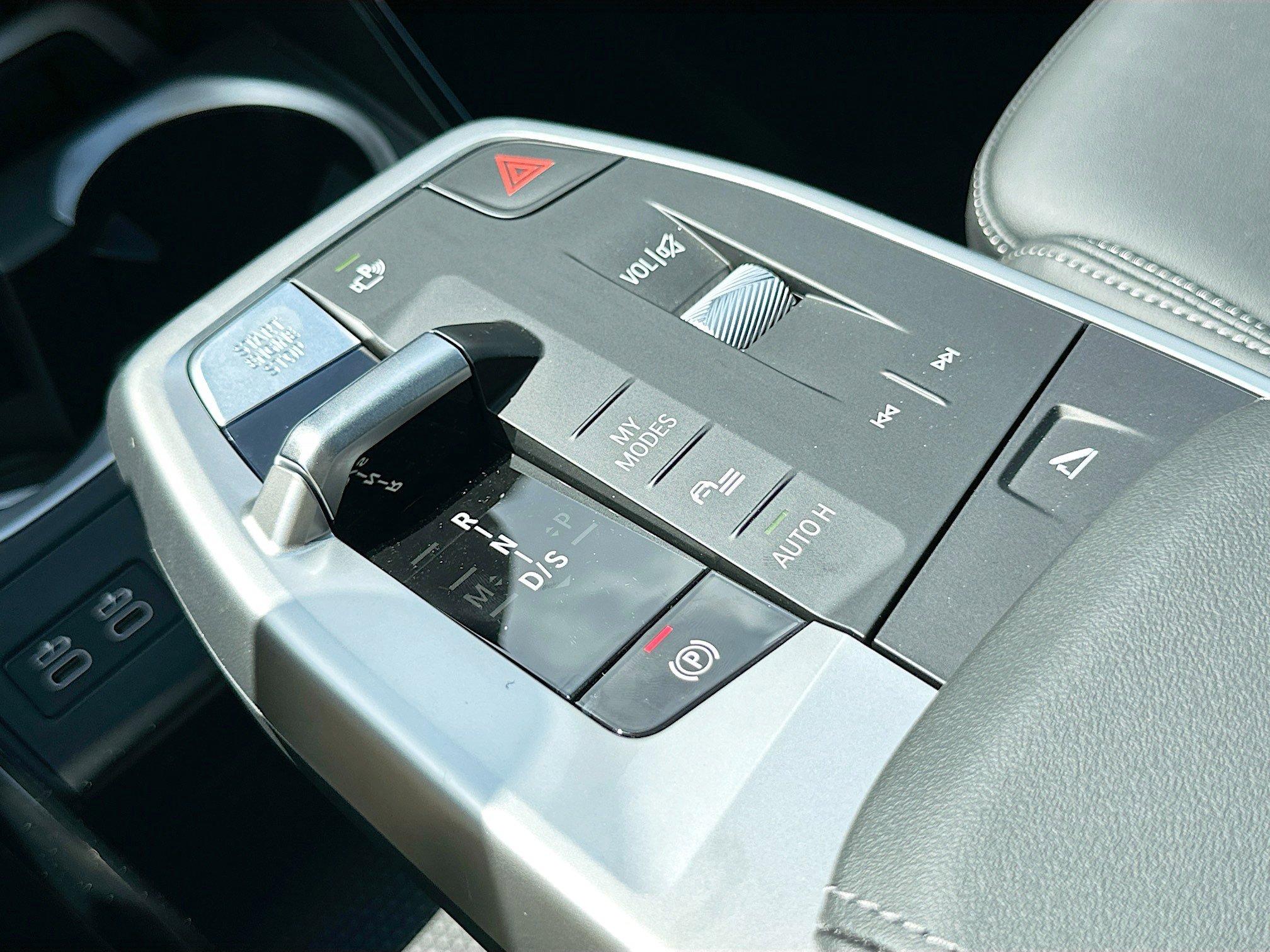 New 2026 BMW X2 xDrive28i w/ Technology Package image 13