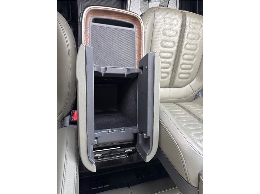 Used 2022 Rivian R1T Launch Edition image 19