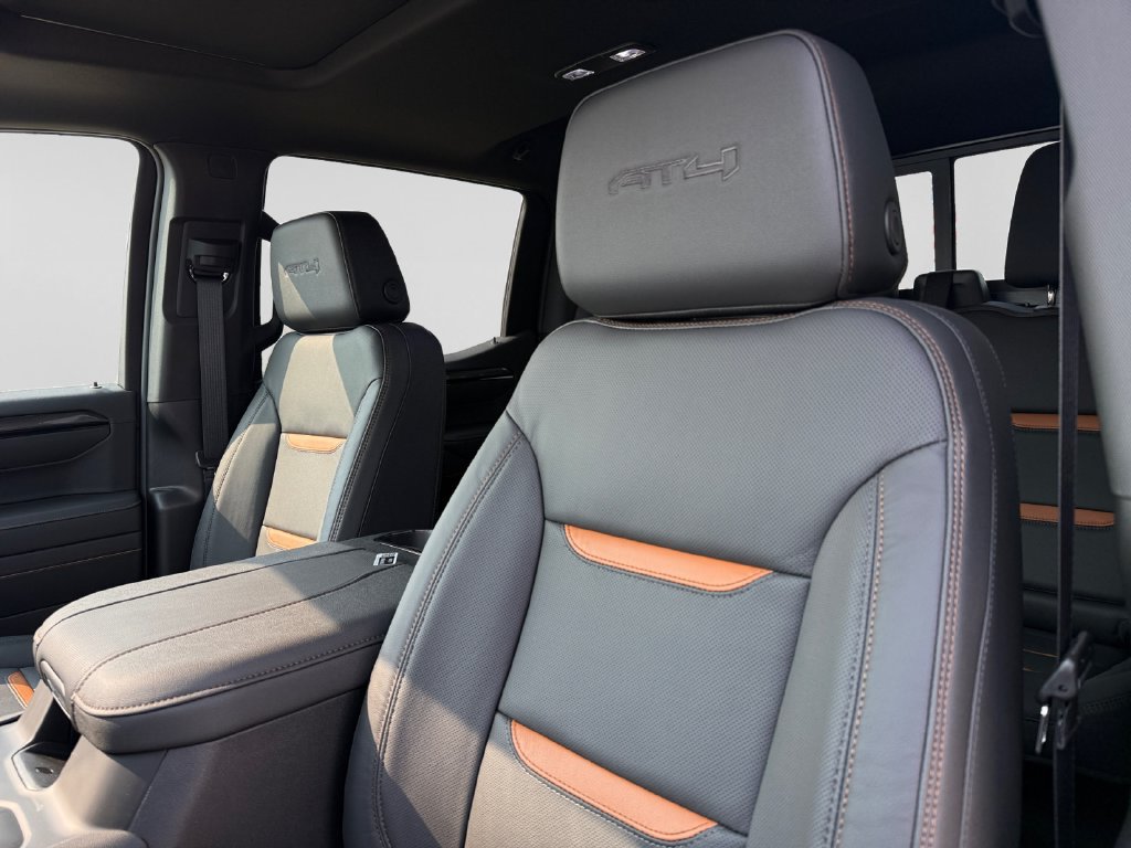 New 2026 GMC Sierra 1500 AT4 w/ AT4 Premium Package AWD/4WD image 17