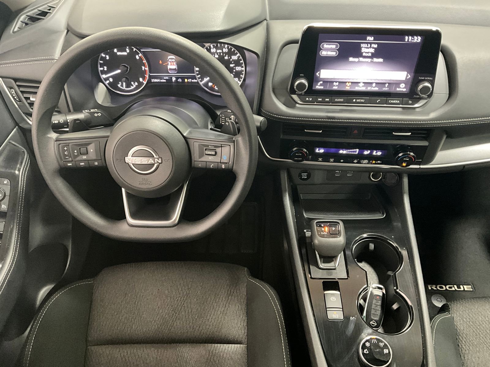 Used 2024 Nissan Rogue SV image 13