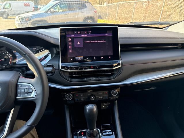 Used 2024 Jeep Compass Trailhawk image 49