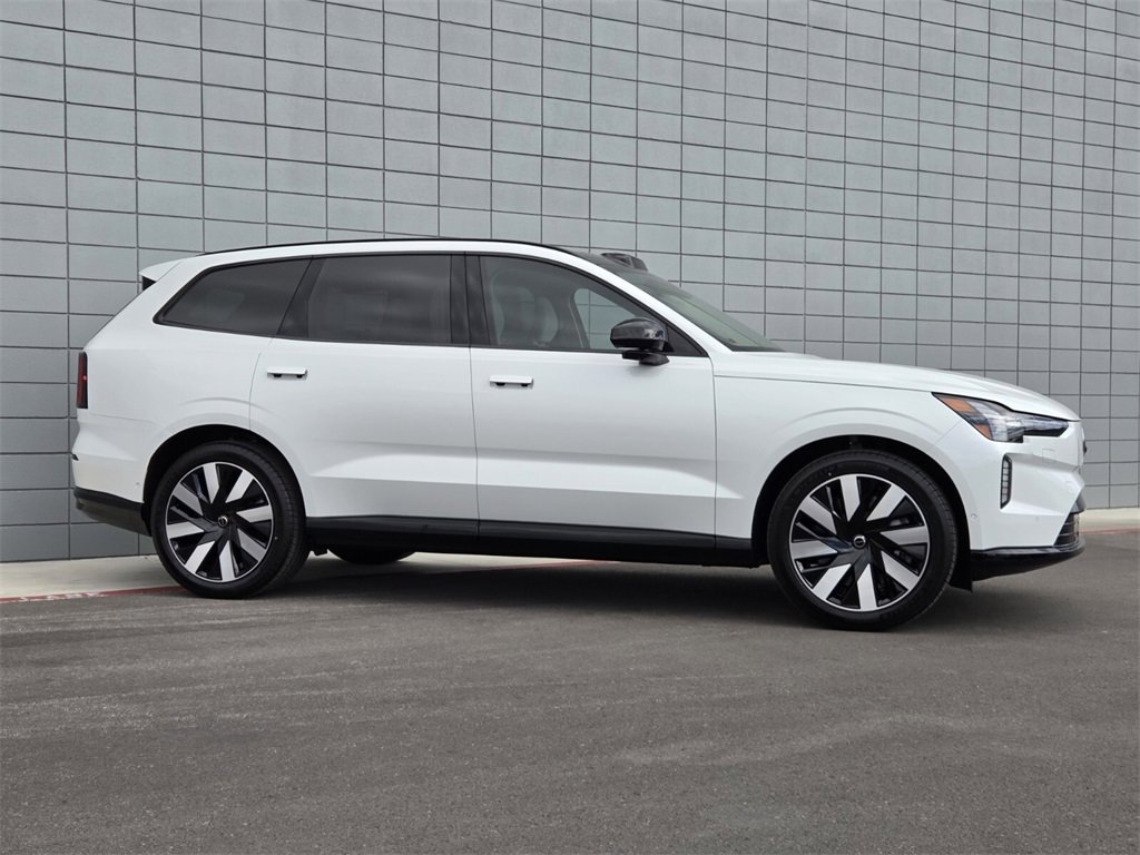 New 2025 Volvo EX90 Ultra w/ Protection Package Premier image 4