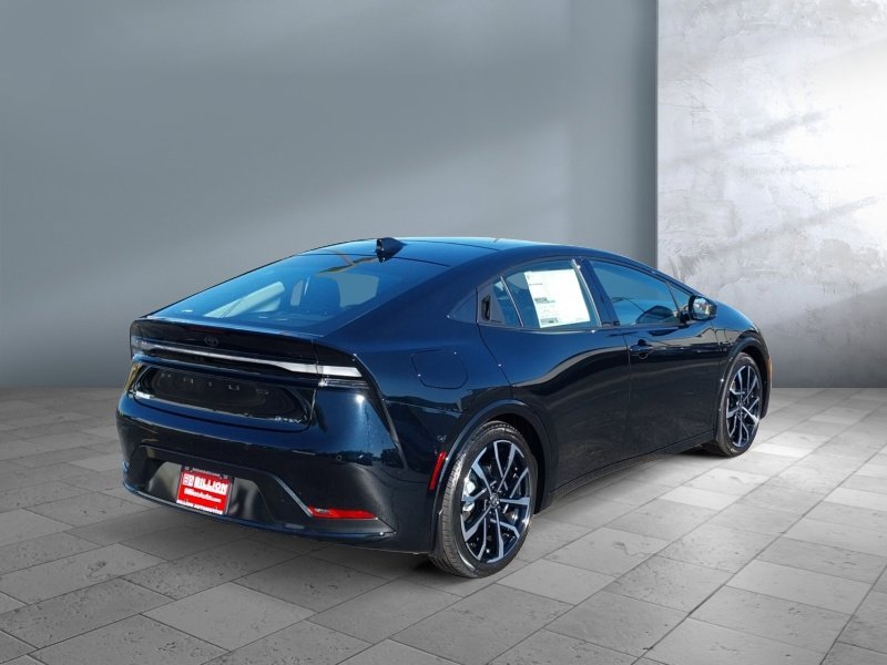 New 2026 Toyota Prius Plug-In Hybrid image 6