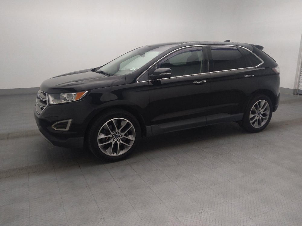 Used 2017 Ford Edge Titanium w/ Equipment Group 301A FWD image 2