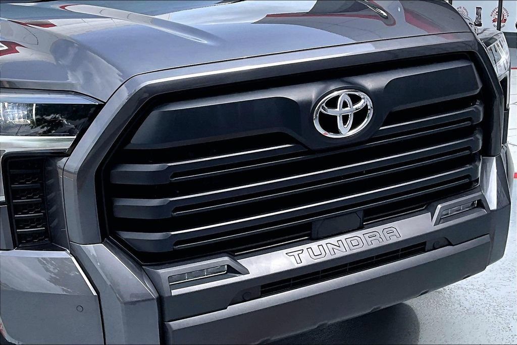 Used 2023 Toyota Tundra SR5 w/ SR5 Convenience Package AWD/4WD image 30
