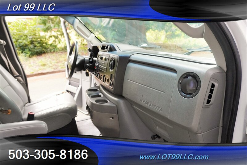 Used 2009 Ford E-250 and Econoline 250 Extended RWD image 17