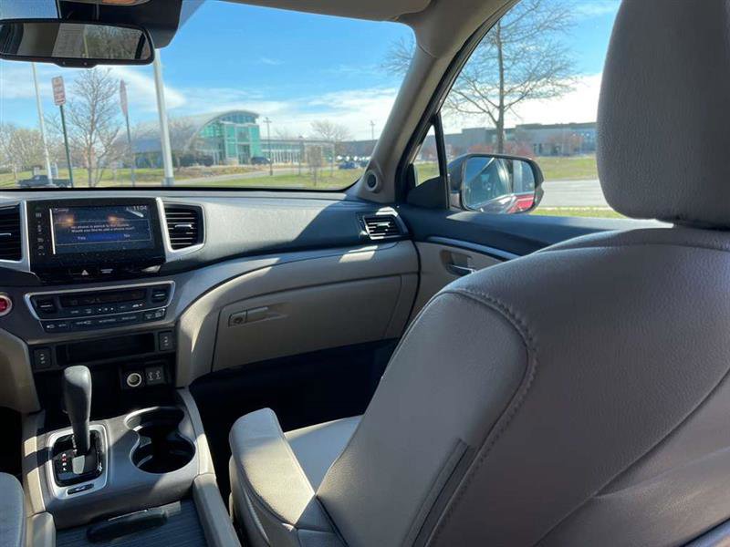 Used 2016 Honda Pilot EX-L image 11