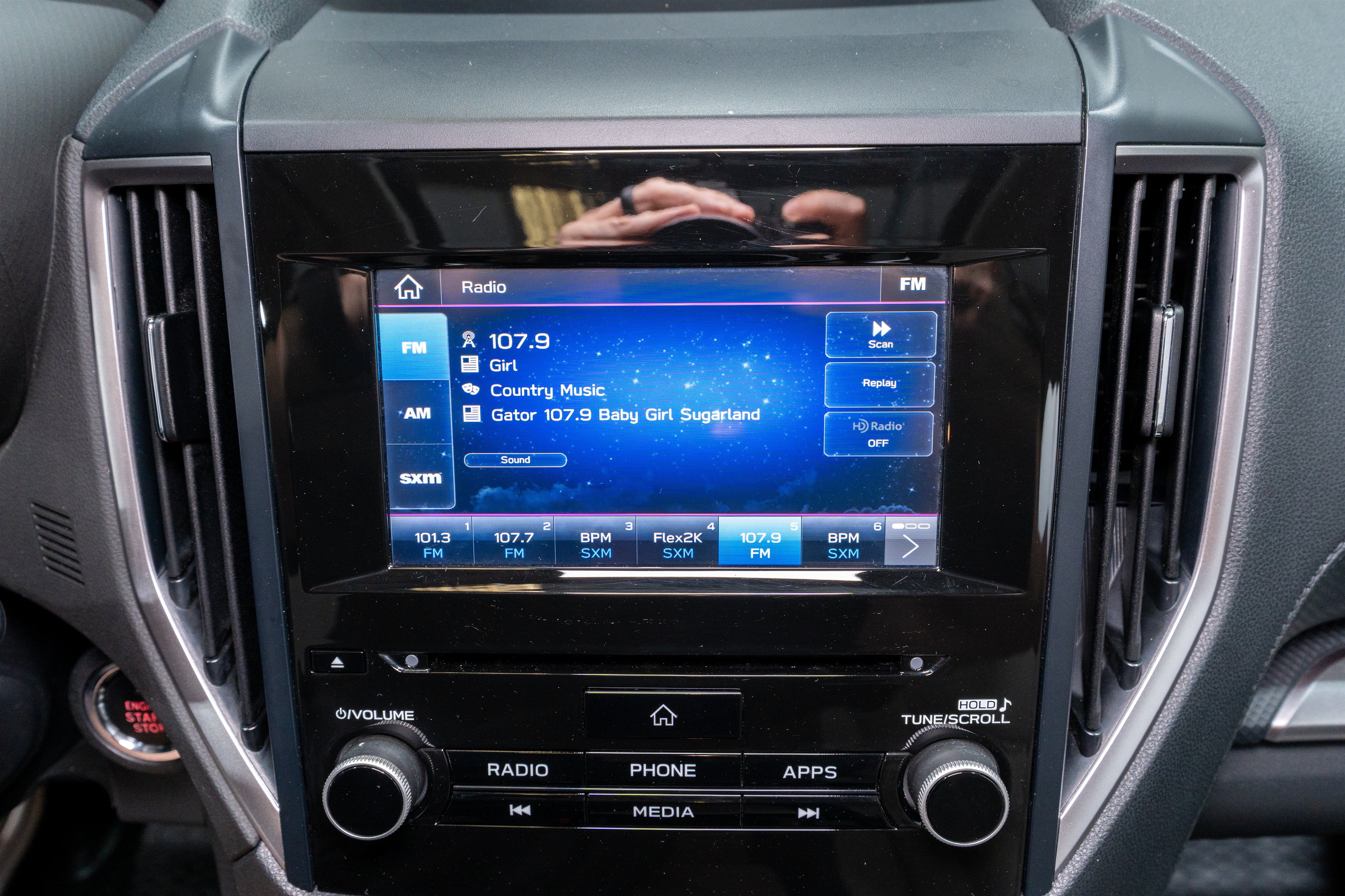 Used 2019 Subaru Forester Premium AWD/4WD image 18