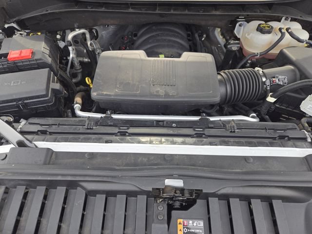 Used 2025 Chevrolet Silverado 1500 LT Trail Boss w/ Convenience Package II AWD/4WD image 31