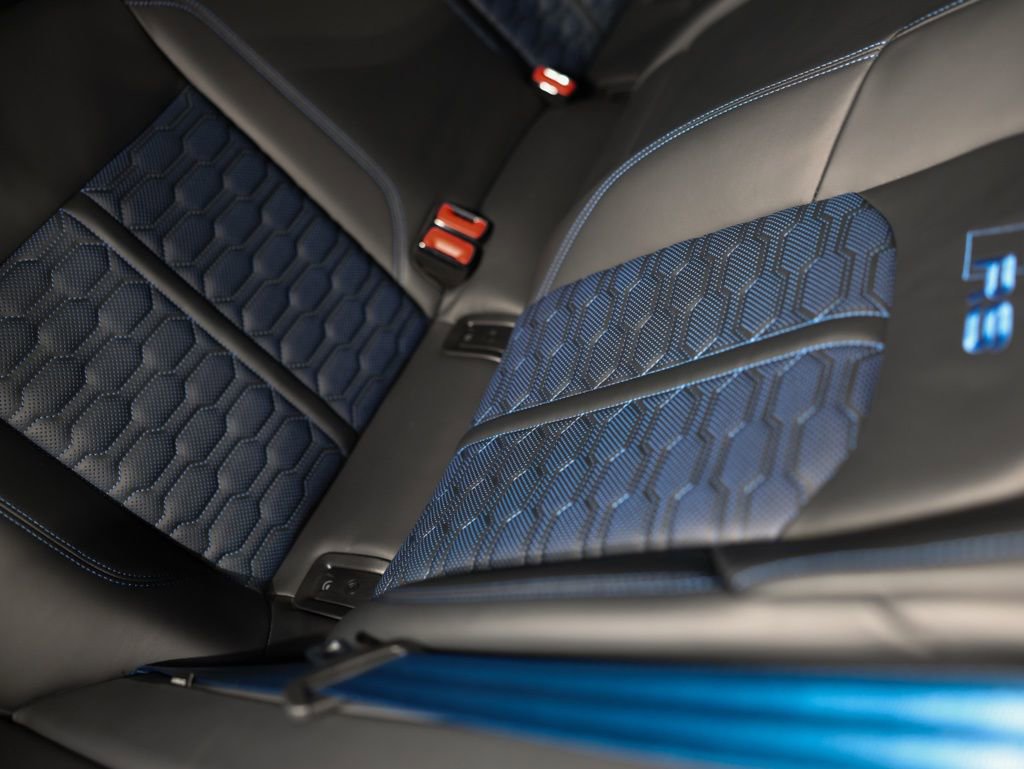 Used 2025 Audi RS 6 performance w/ Blue RS Design Package Plus image 35