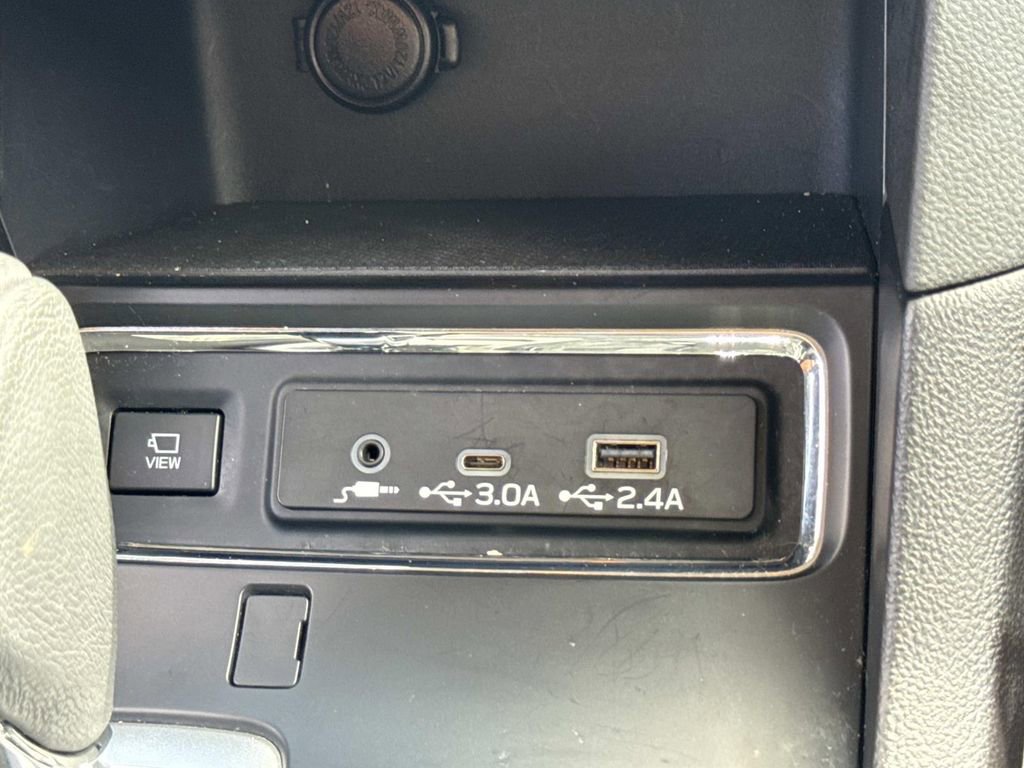 Used 2023 Subaru Ascent Onyx Edition Limited image 30