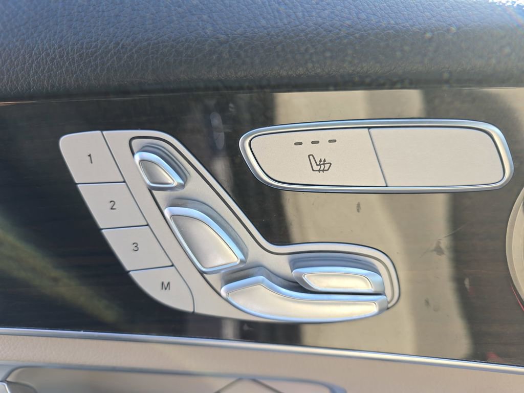 Used 2022 Mercedes-Benz GLC 300 image 33