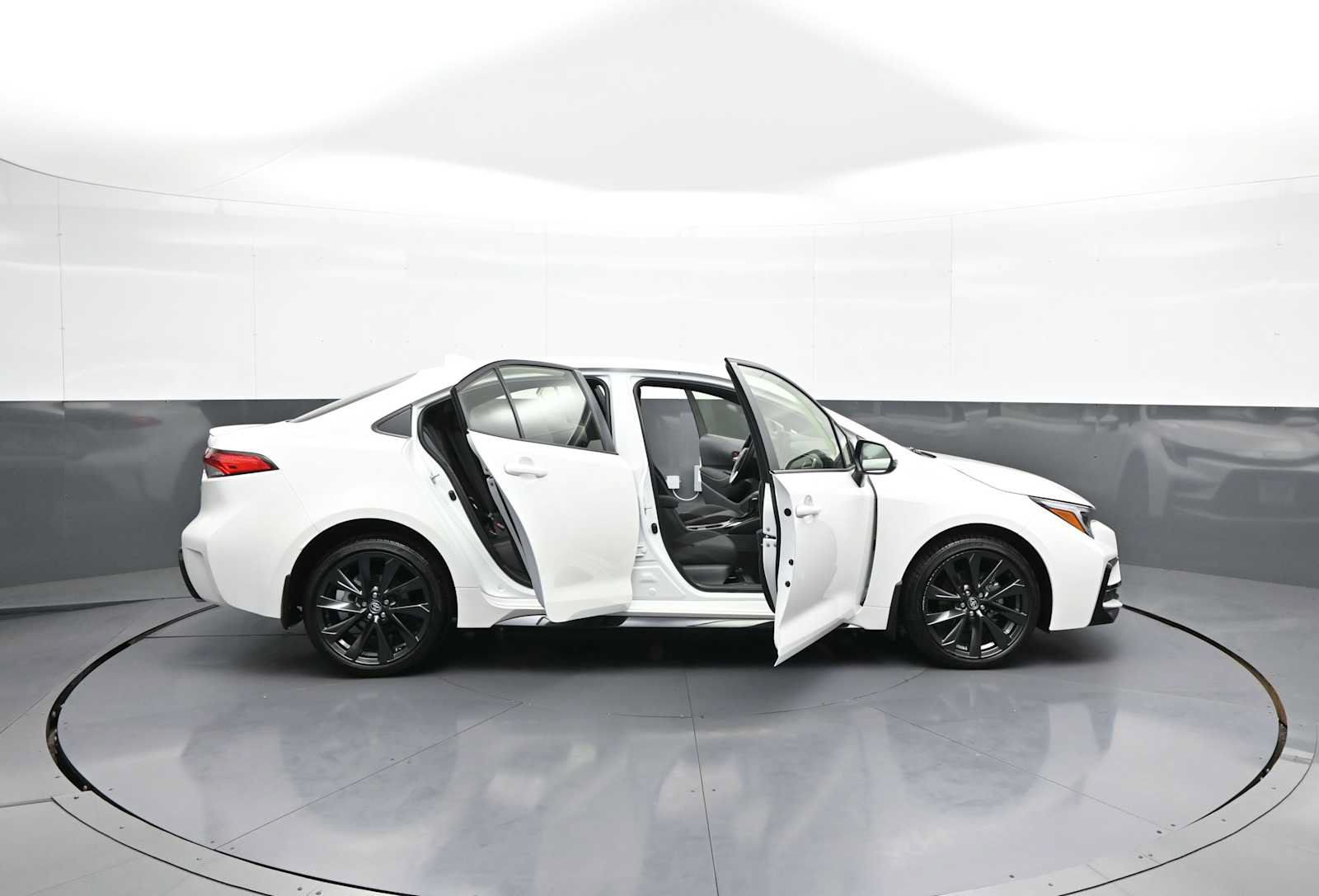 Certified 2026 Toyota Corolla SE FWD image 41